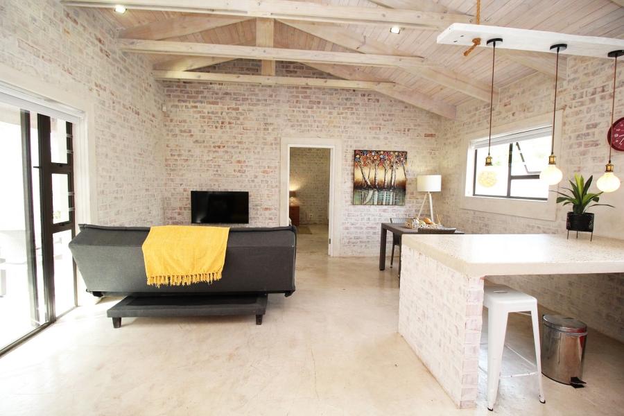 5 Bedroom Property for Sale in Middedorp Western Cape